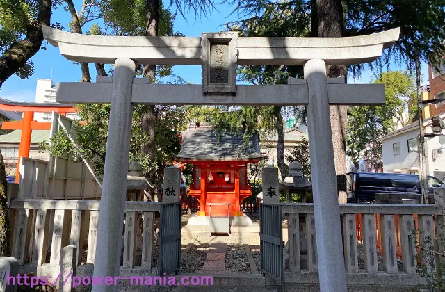 生田神社末社・松尾神社の鳥居