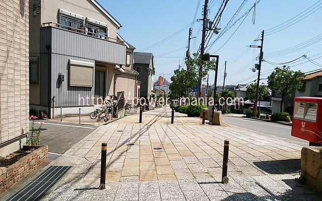 祇園神社から八宮神社へのアクセス・道を下る