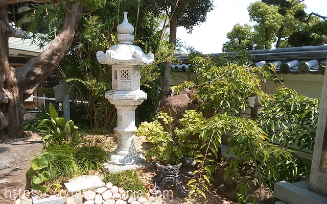 須磨寺の境内