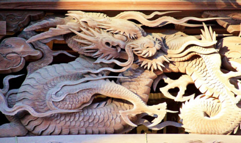 田無神社の龍の彫刻