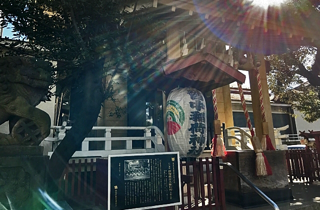 皆中稲荷神社の拝殿